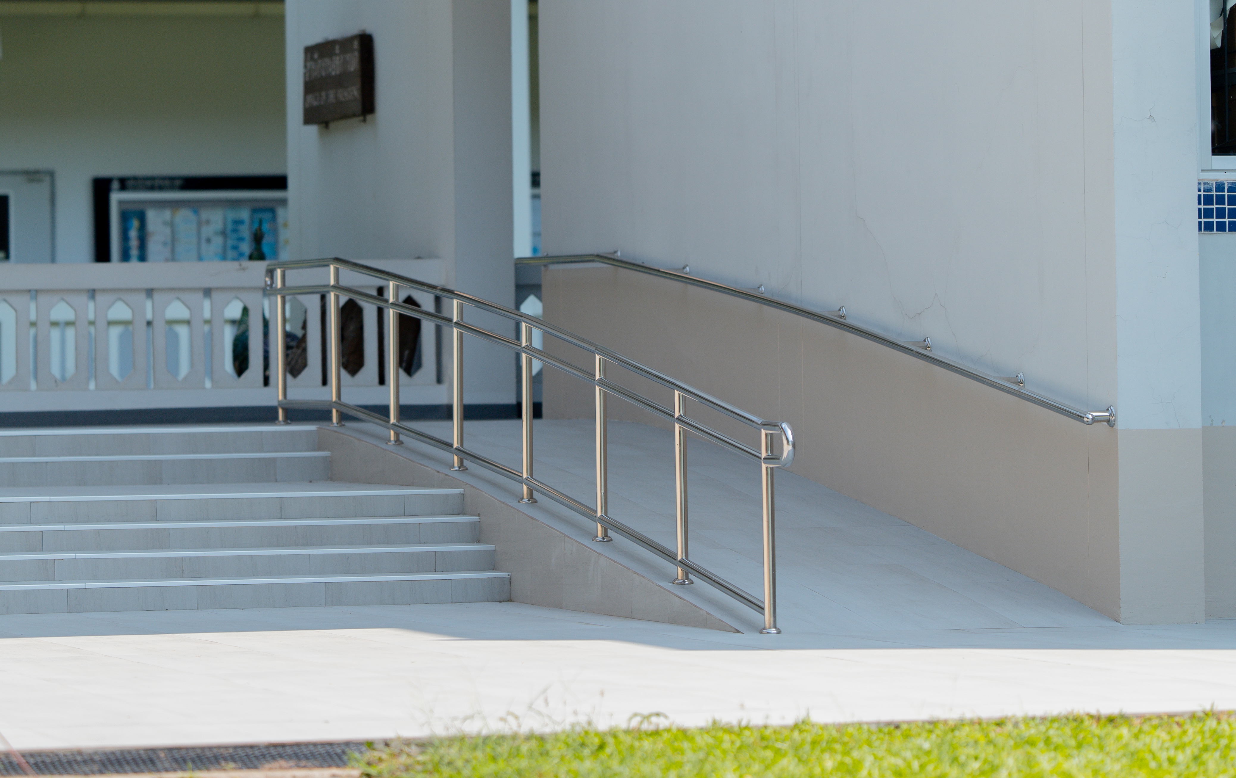 Wheelchair ramp for persons with disabilities